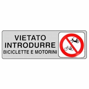 Immagine di ETICHETTA VIETATE BICI E MOTORINI